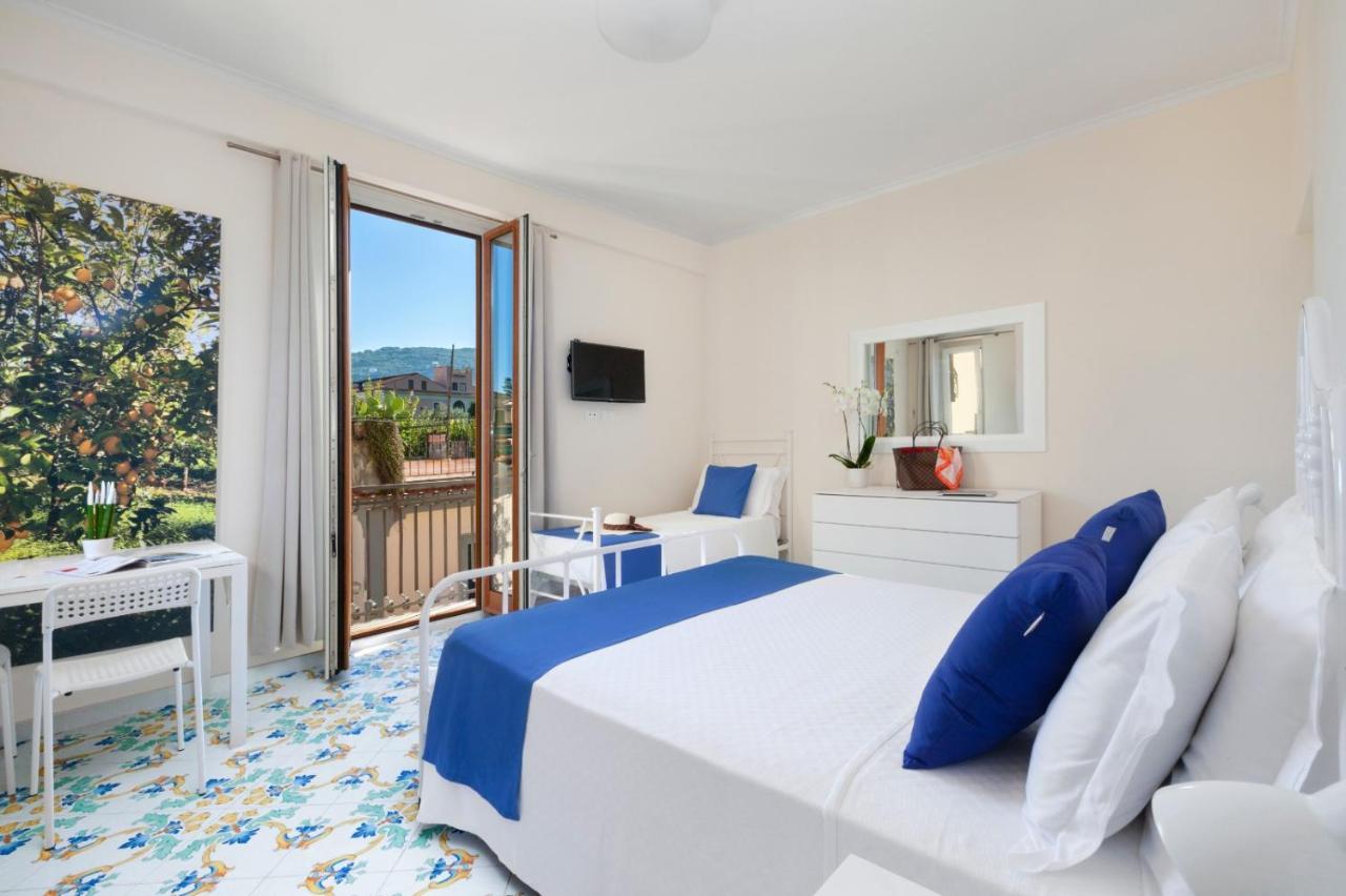 Casa Sorrento, Immerso Nel Verde A Pochi Passi Dal Centro Екстериор снимка